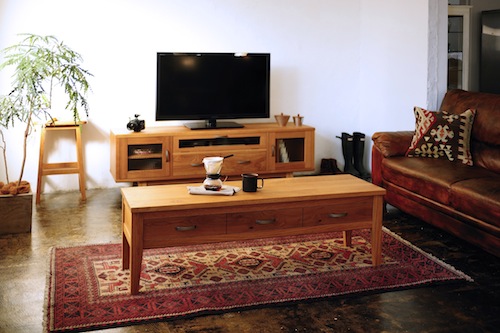 家具、無垢、AVボード、テレビボード、ROBUS、ローテーブル