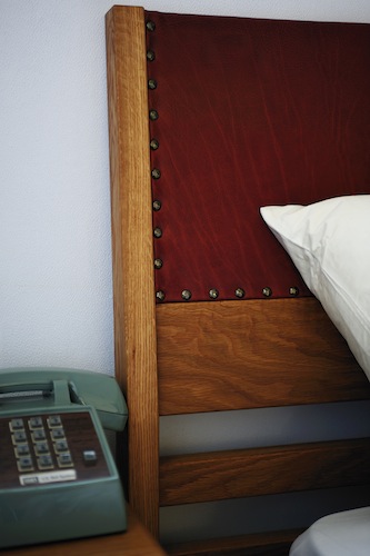 家具、無垢、ベッド、ROBUS、皮