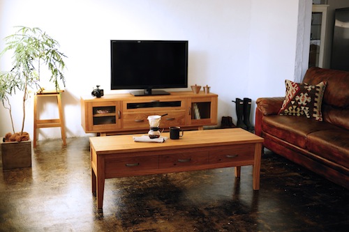 家具、無垢、ベンチ、椅子、ROBUS、ローテーブル