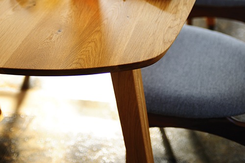家具、無垢、ブロステーブル、ダイニングテーブル、ROBUS、天板