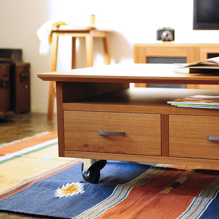 家具、無垢、トレイラーテーブル、ローテーブル、ROBUS